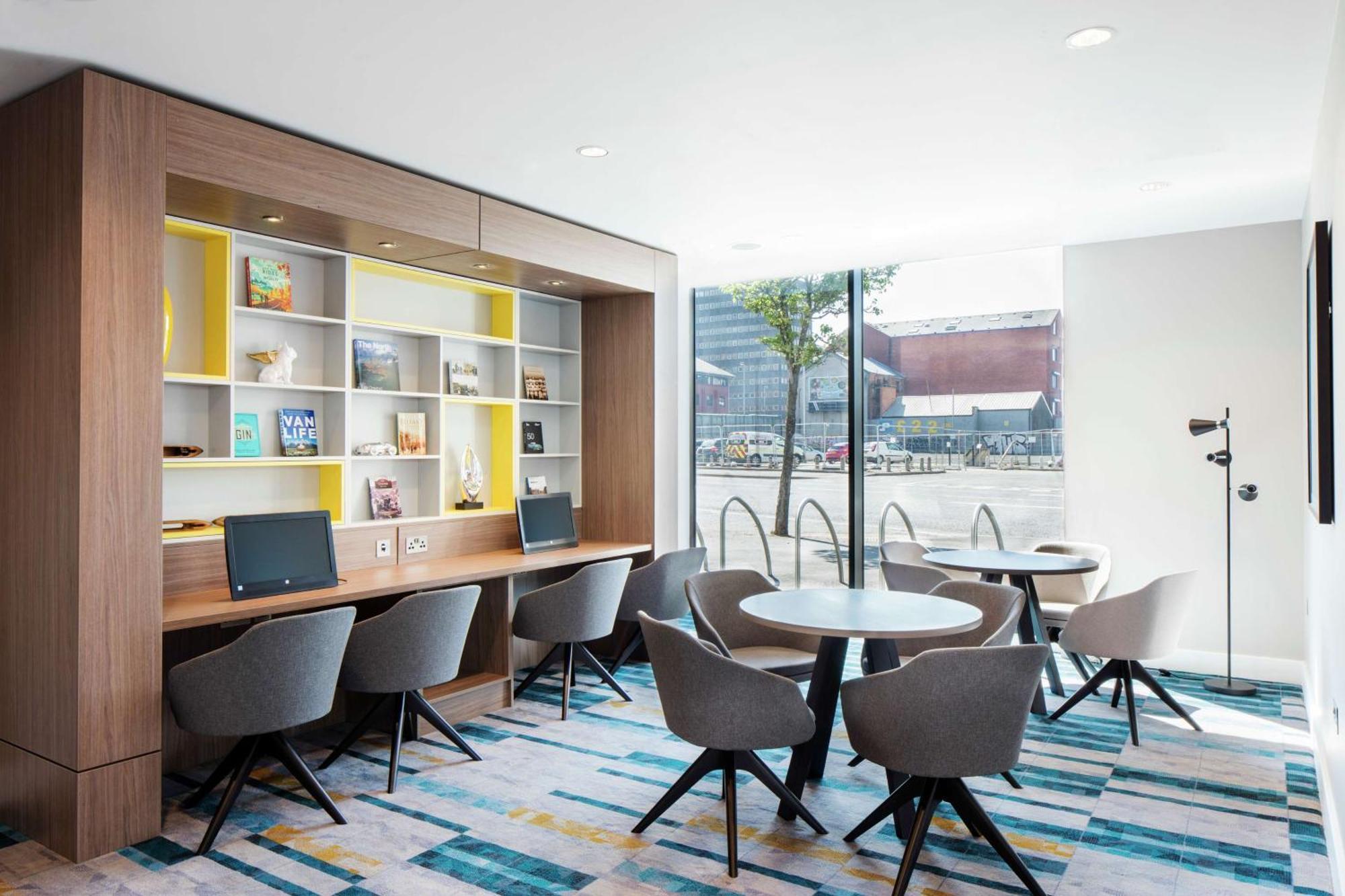 Hampton By Hilton Belfast City Centre מראה חיצוני תמונה