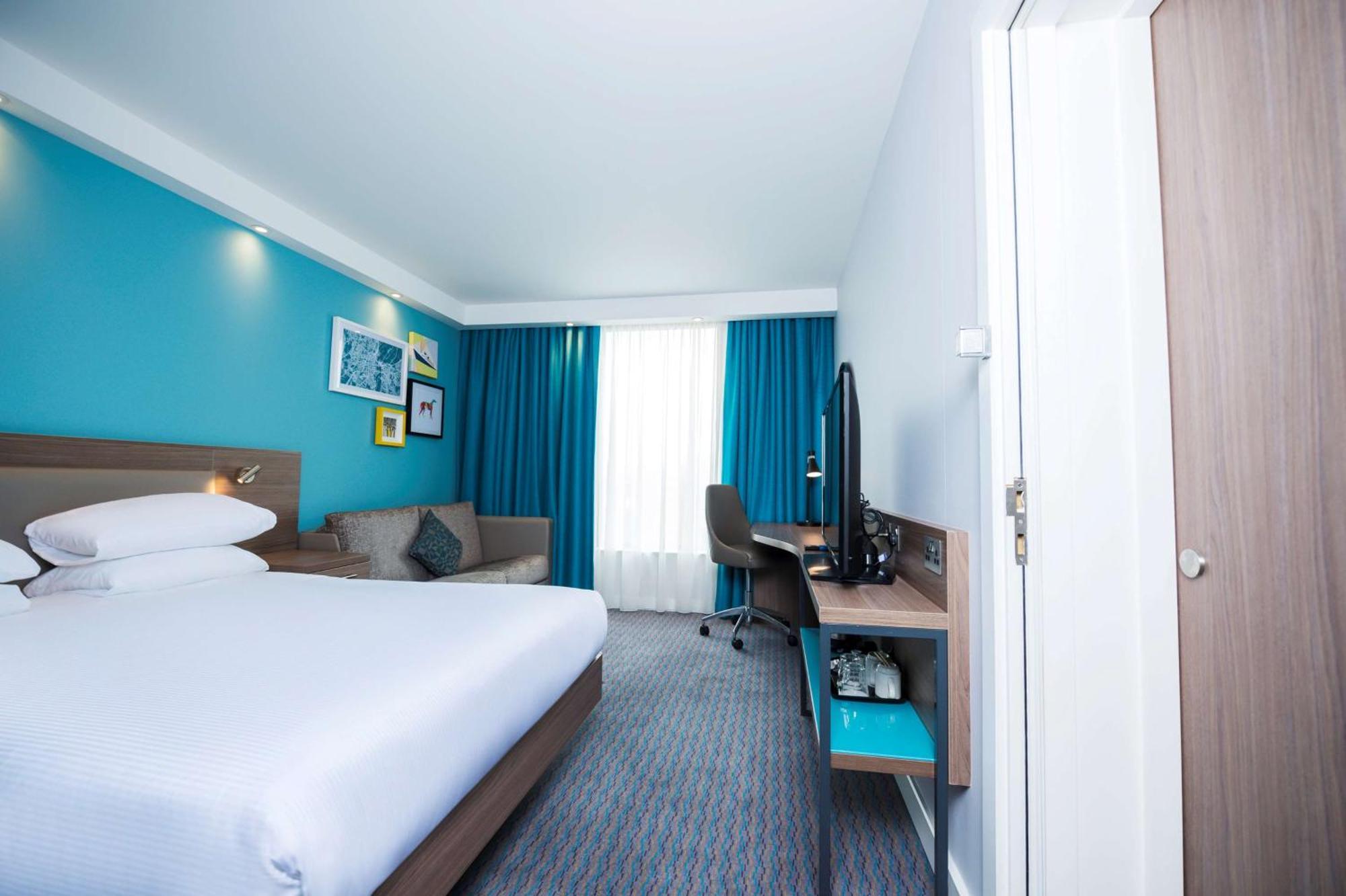Hampton By Hilton Belfast City Centre מראה חיצוני תמונה