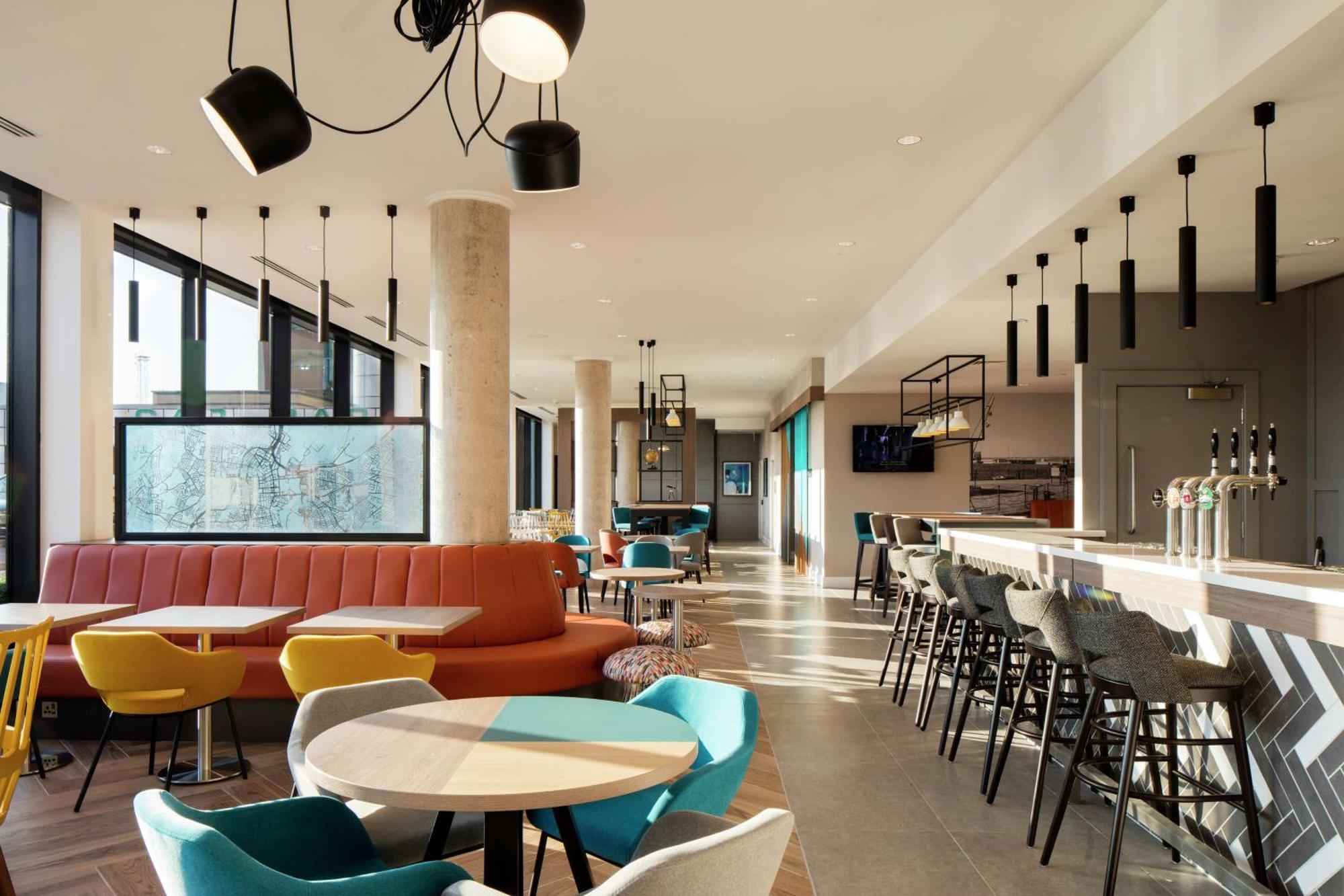 Hampton By Hilton Belfast City Centre מראה חיצוני תמונה